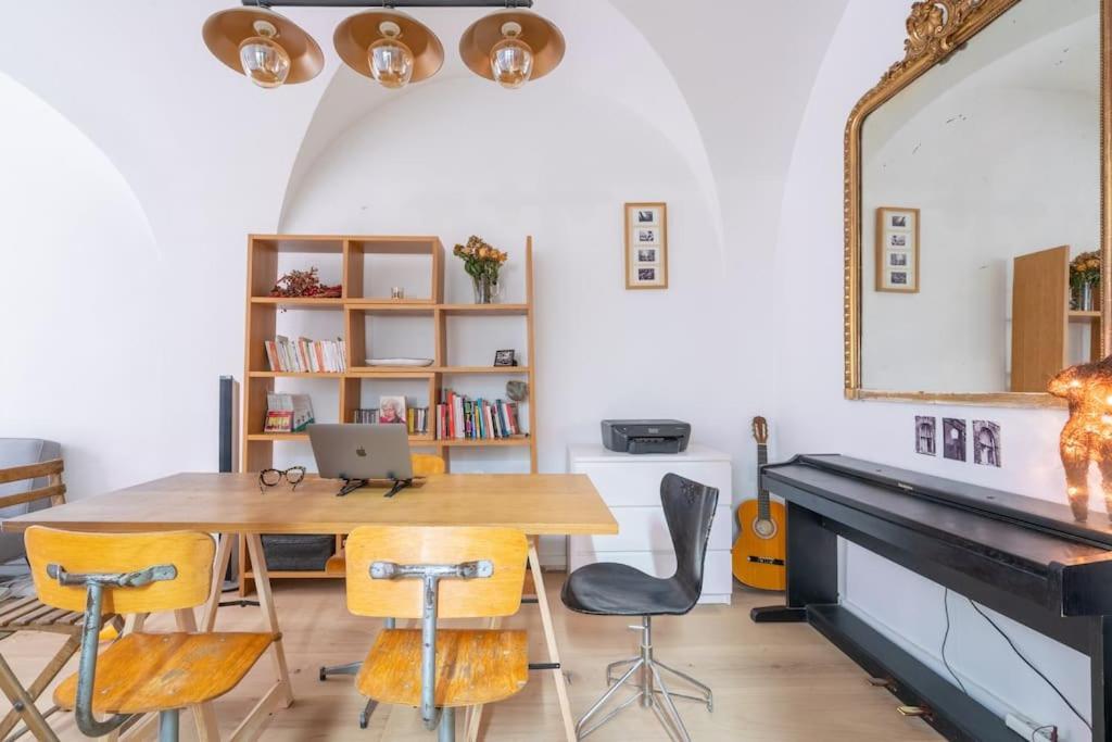 Apartmán Grand Duplex Montmartre Paříž Exteriér fotografie